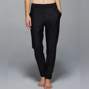 Lululemon Shine Trouser